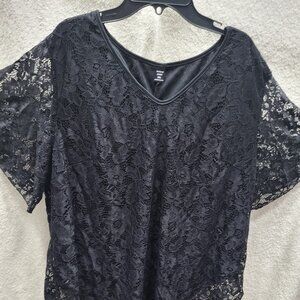 Delicate Black Lace lined top 3XL